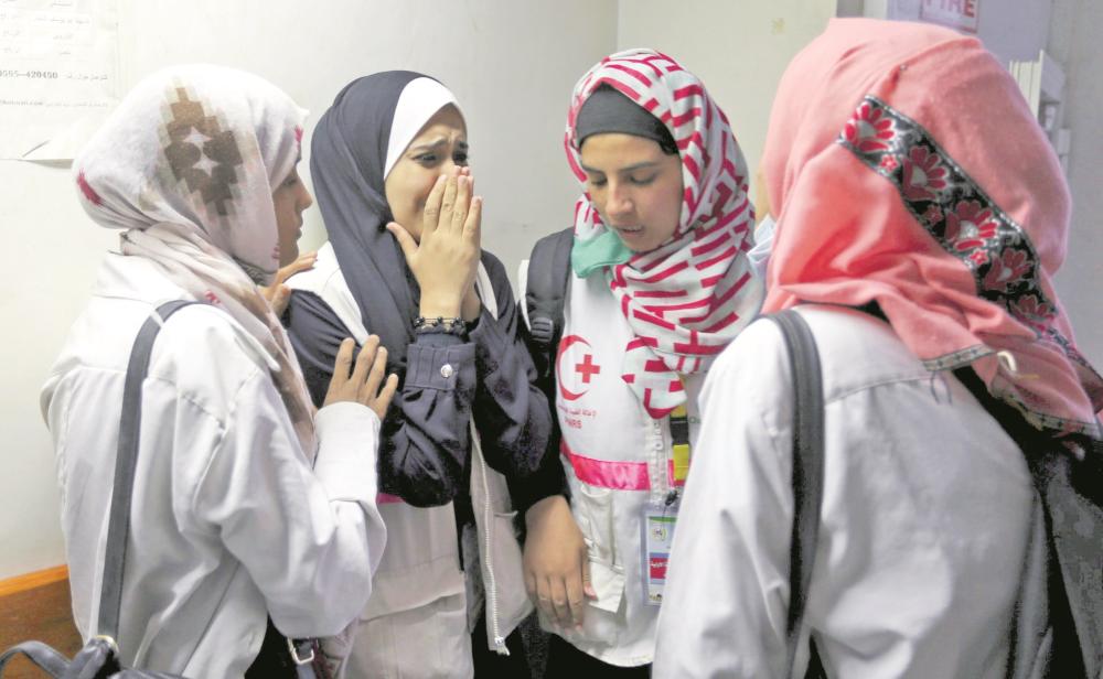 «فيتو» أمريكي يرفض حماية الفلسطينيين.. ومسعفة تنضم لشهداء غزة