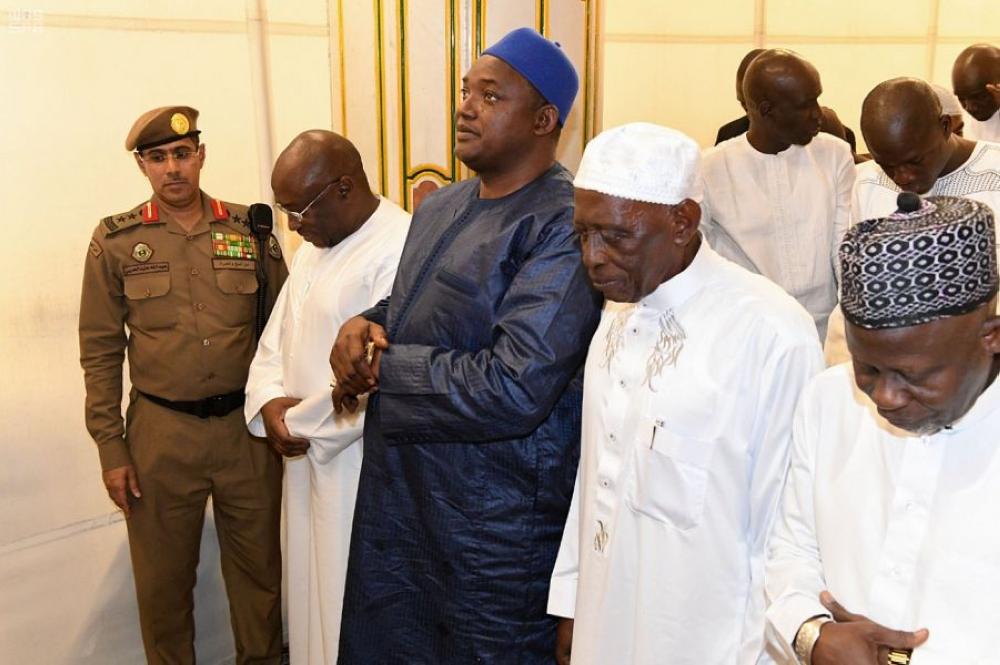 رئيس جامبيا يزور المسجد النبوي