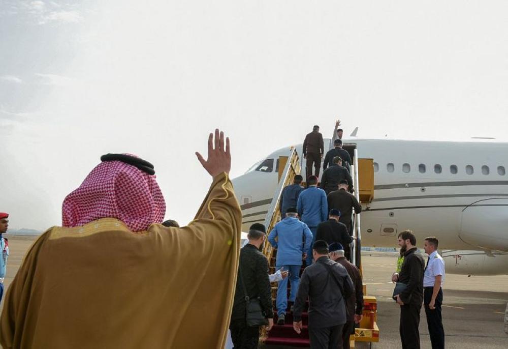 الرئيس الشيشانى يغادر المدينة المنورة
