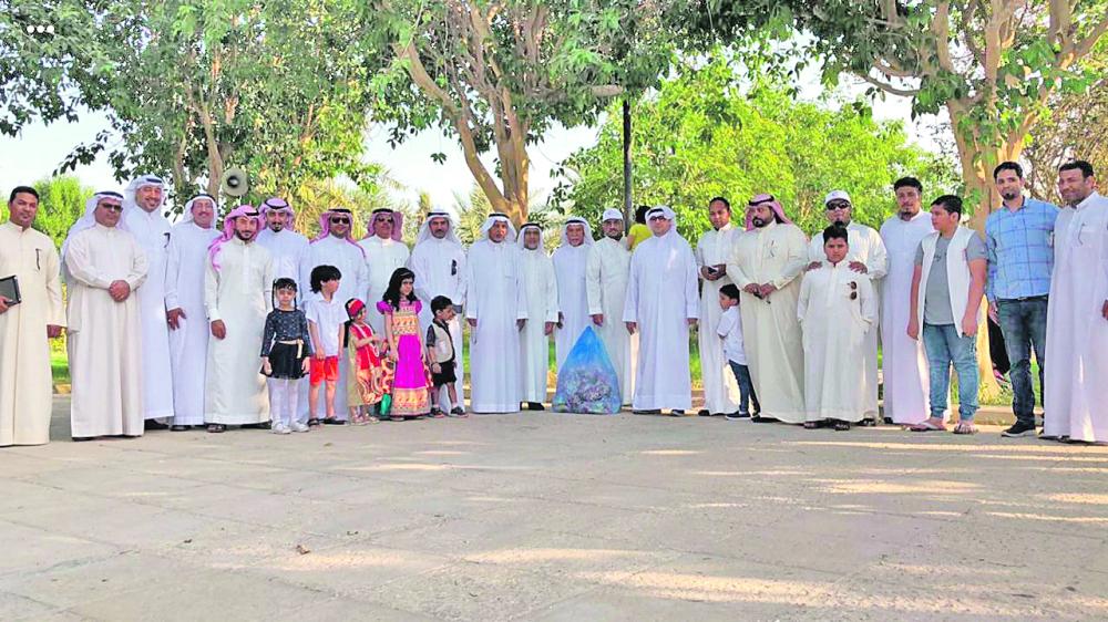 نزلاء مجمع صحي سيهات يحتفون بـ«القرقيعان»