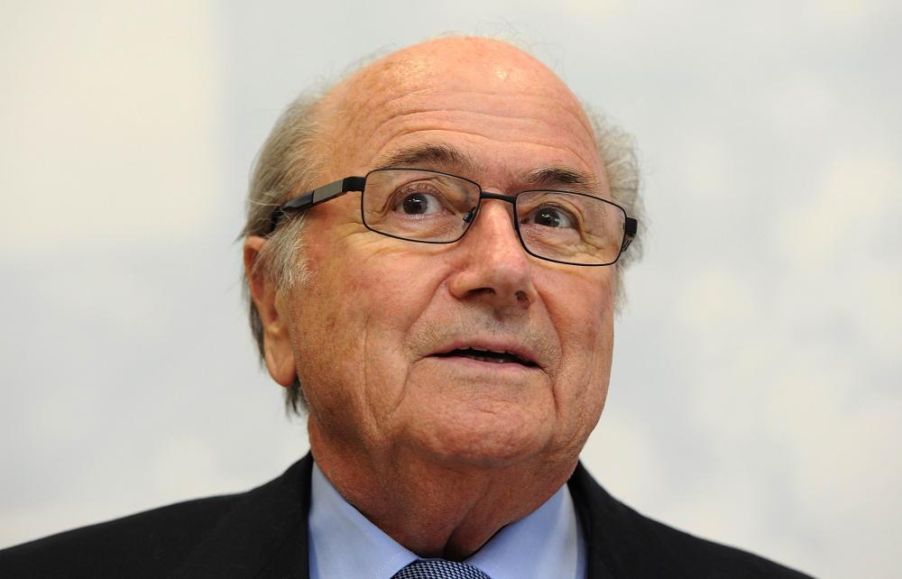 بلاتر يغيب عن المباراة الافتتاحية للمونديال