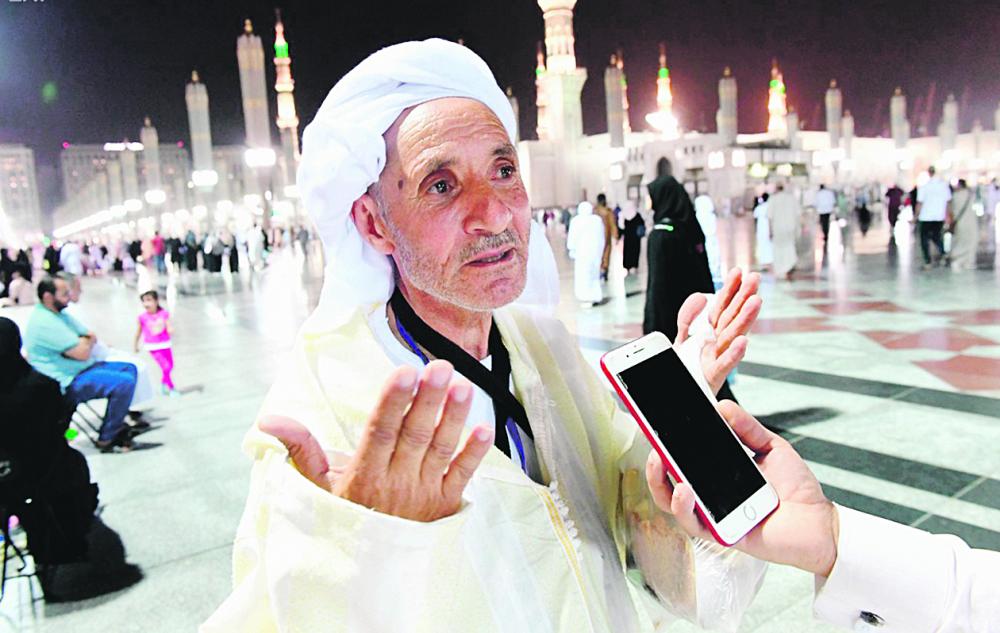 المسجد النبوي يكتظ بزواره في العشر الأواخر