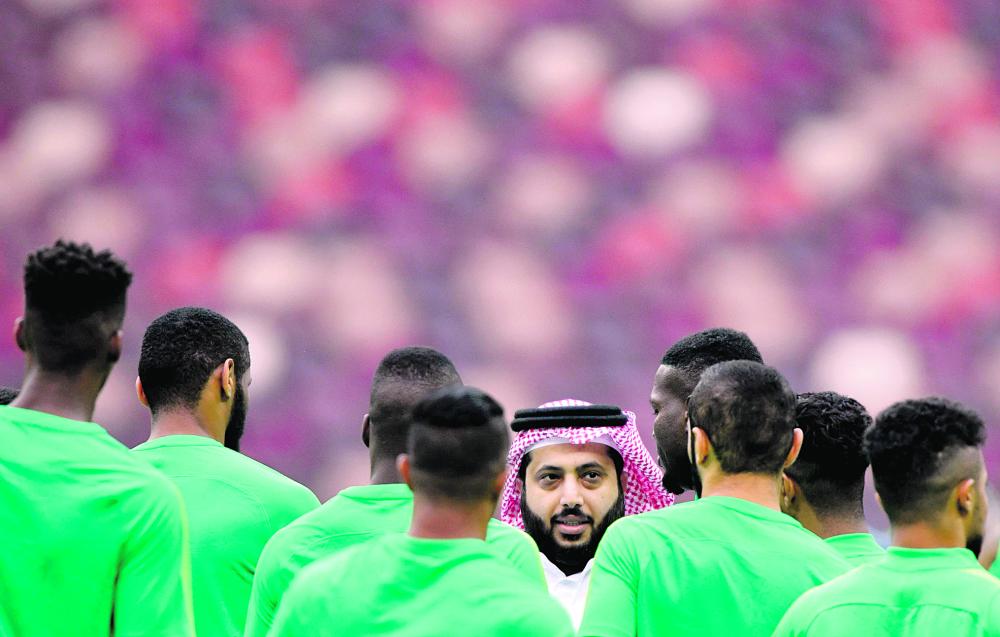 تركي آل الشيخ: اللاعبون «سوّدوا وجهي»