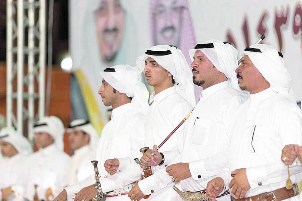 عروض شعبية في احتفالات محايل