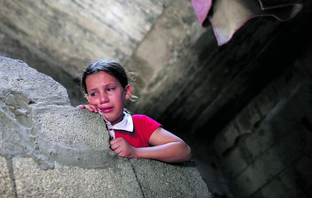 استشهاد فلسطينيين برصاص الاحتلال شرق غزة والبريج