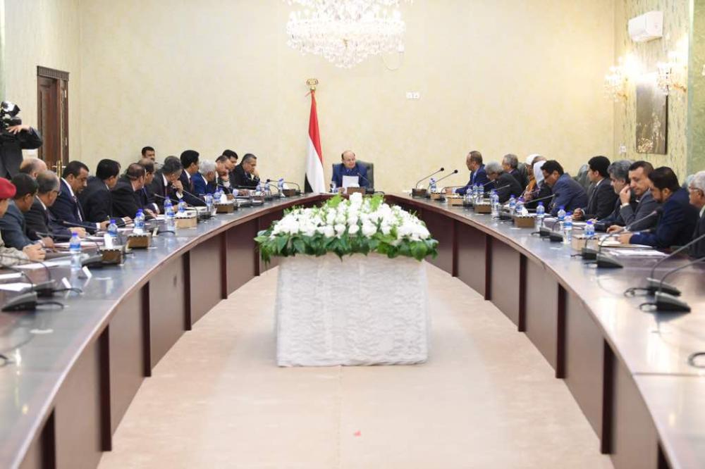 عبدربه : العمليات العسكرية مستمرة حتى استعادة اليمن بالكامل 