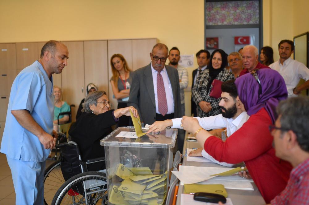 تركيا .. 60 مليون ناخب يختارون رئيسهم اليوم