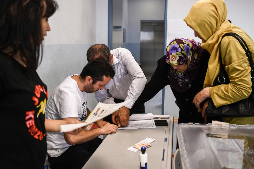 تركيا .. 60 مليون ناخب يختارون رئيسهم اليوم