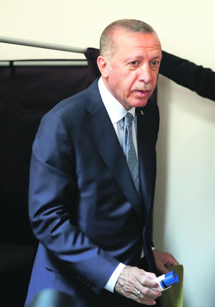 أردوغان أمام خصومه في الانتخابات