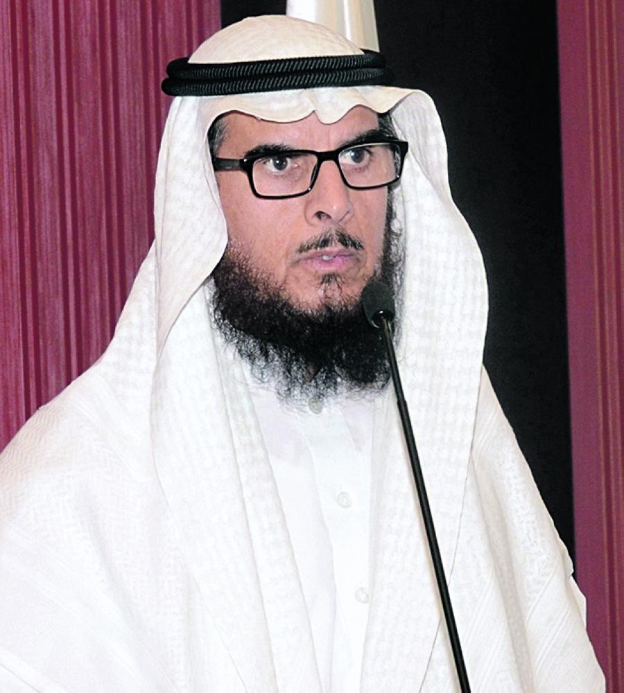 شوارع الأحساء «ساحة مفتوحة» للعمالة السائبة لبيع الرطب