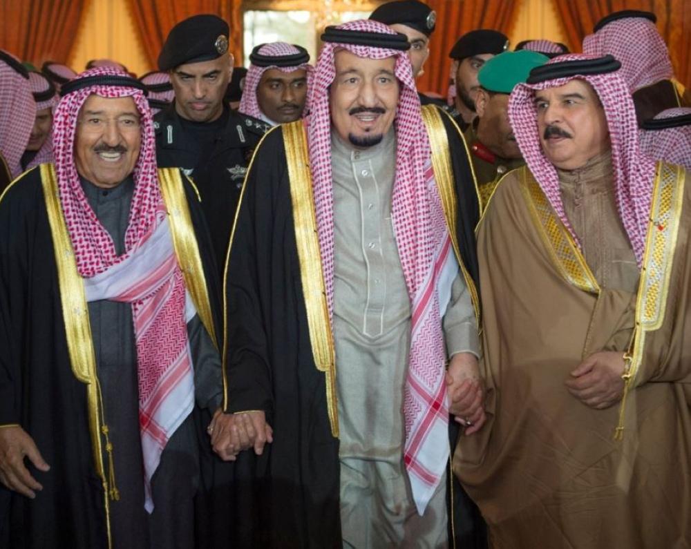 المملكة والكويت والإمارات تواصل محادثاتها لدعم الأوضاع المالية في البحرين