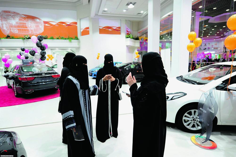 قيادة المرأة تخرج سوق السيارات من الركود