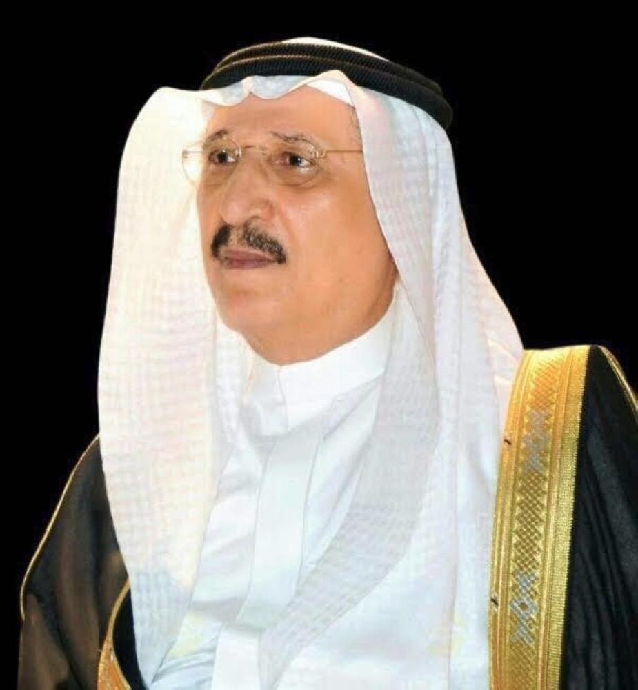 أمير جازان يعزي والد وأسرة الشهيد  'حجي '