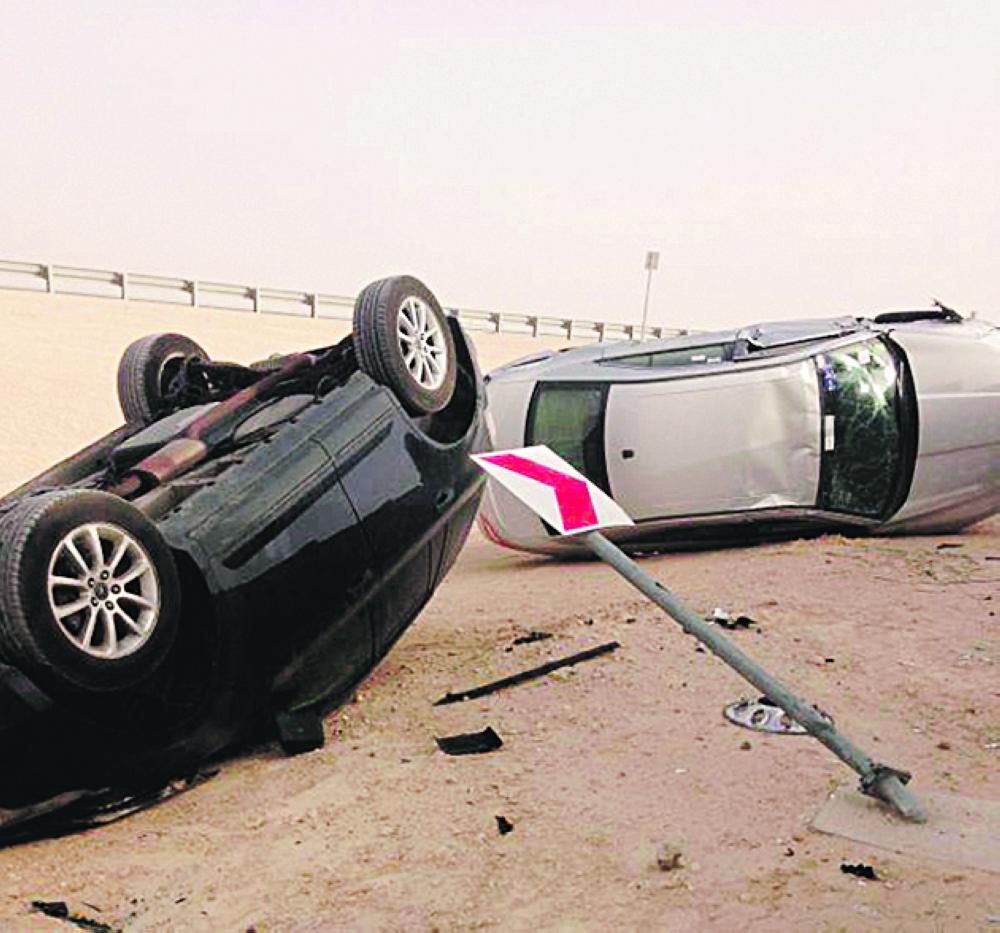 إصابة 4 أشخاص على طريق «الموت»