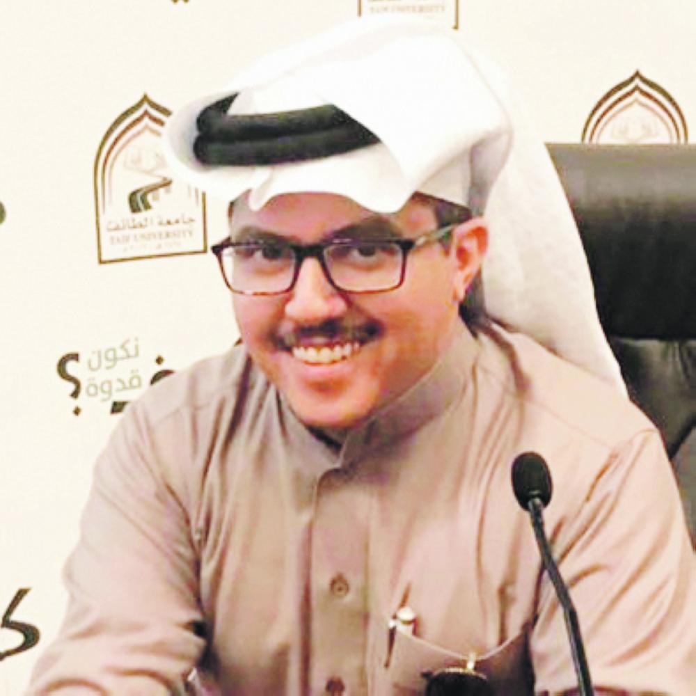 «الفنون التشكيلية والمجتمع» ندوة في سوق عكاظ