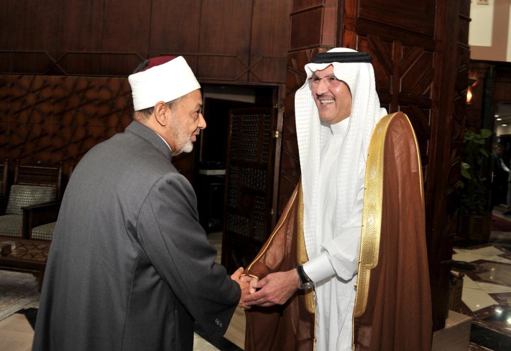 شيخ الأزهر يستقبل سفير المملكة ويبحثان التعاون المشترك