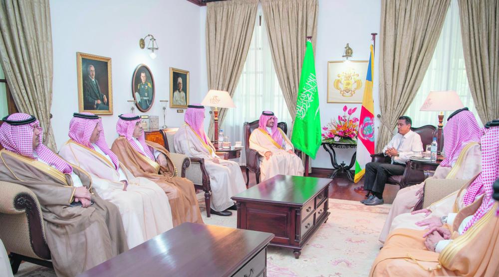 رئيس جمهورية سيشل يستقبل وزير الداخلية