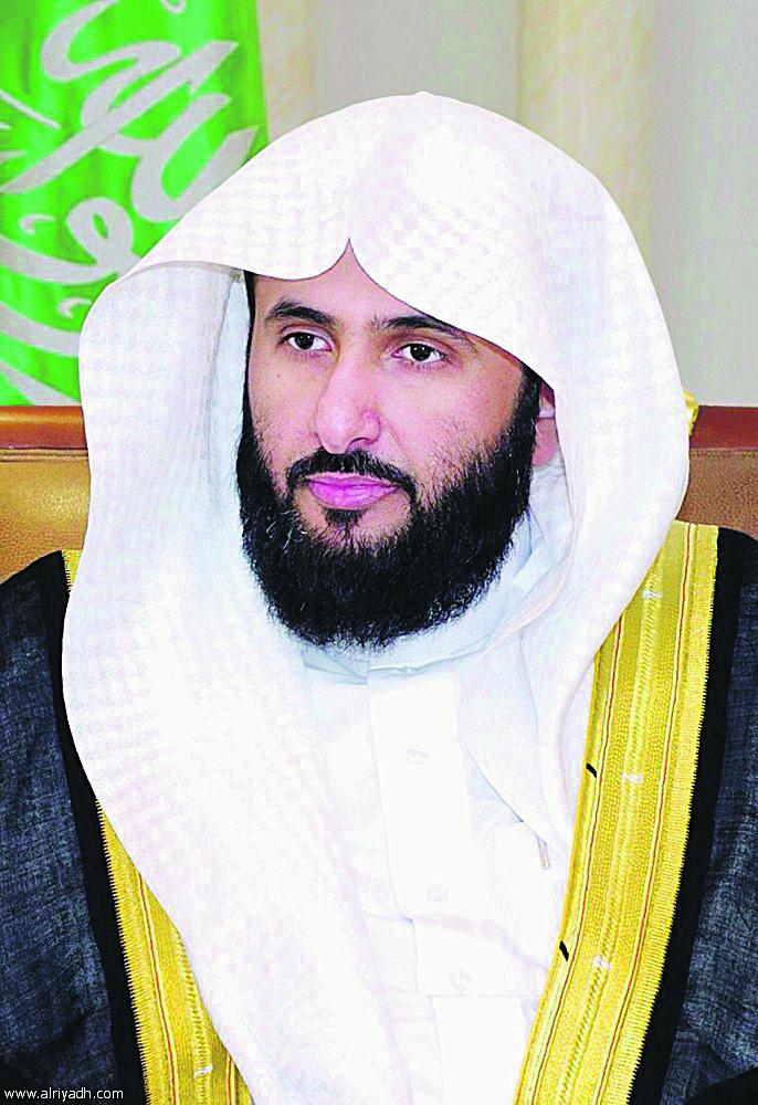 «العدل» تمنح 12 سعودية رخصة «التوثيق»