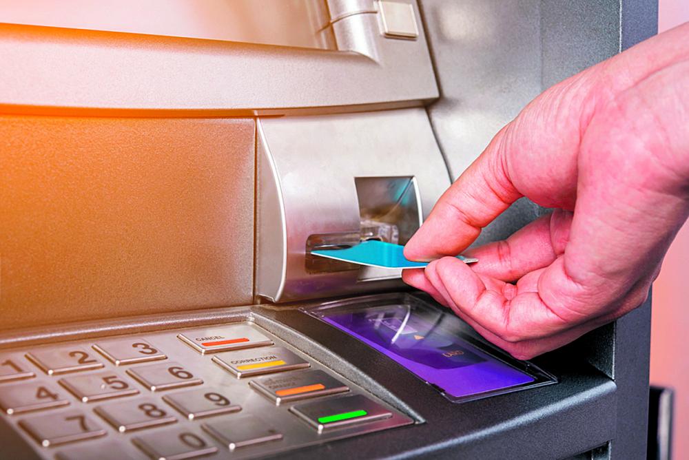 3.5 مليون عملية صرف آلي خلال يوم