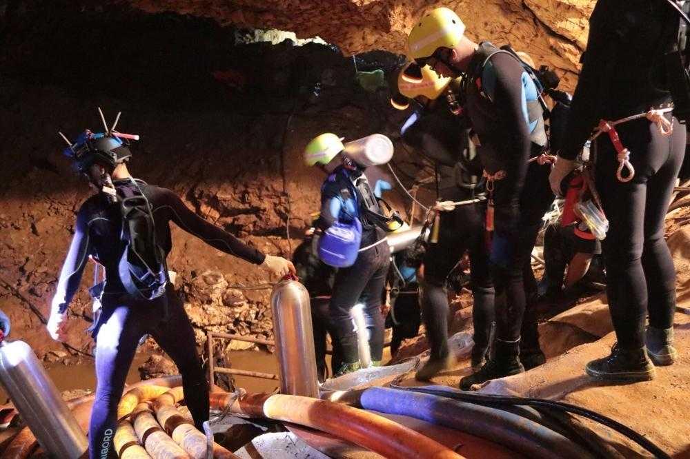 جميعهم بخير.. تايلاند: إخراج أطفال الكهف الـ12 ومدربهم