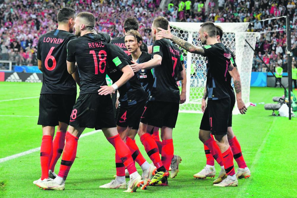 كرواتيا تقلب الطاولة على إنجلترا وتحقق تأهلا تاريخيا