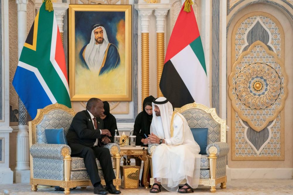 ولي عهد أبو ظبي يبحث مع رئيس جنوب أفريقيا تعزيز العلاقات