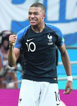 مليار يورو رقم فلكي لإبعاد الملكي عن مبابي ونيمار