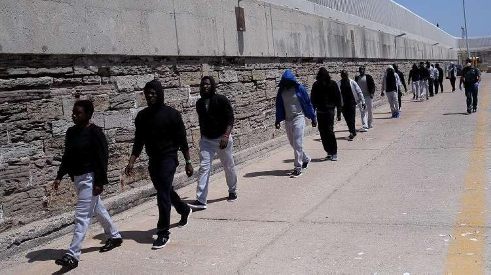 البحرية الإسبانية تنقذ 340 مهاجرًا في المتوسط