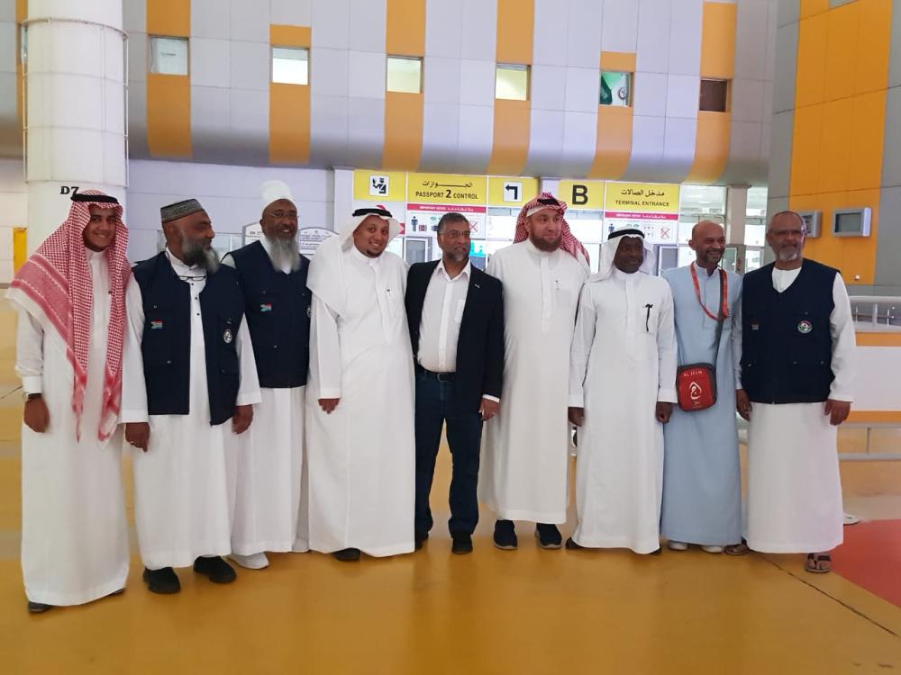 وصول أول فوج لحجاج جنوب أفريقيا إلى مطار المؤسس