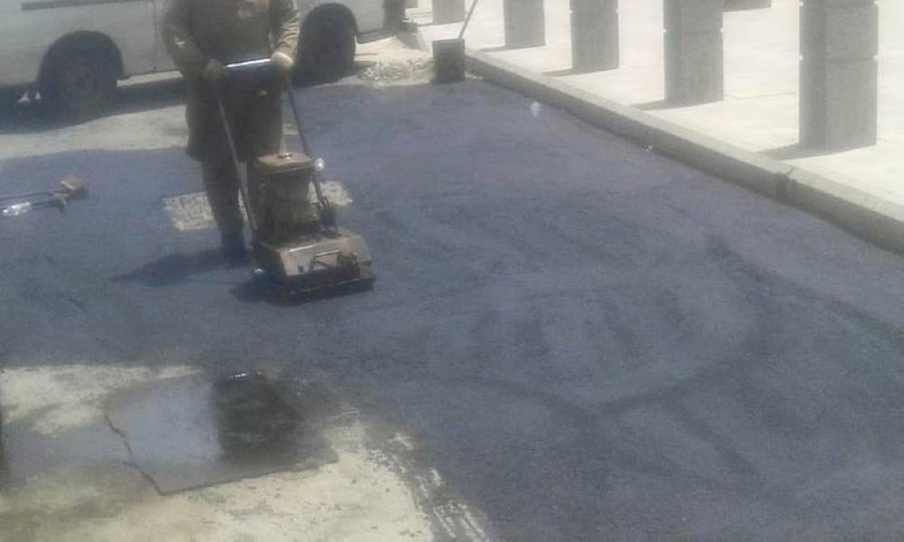 5 آلاف متر مكعب أسفلت لإعادة  تأهيل شوارع الطائف 