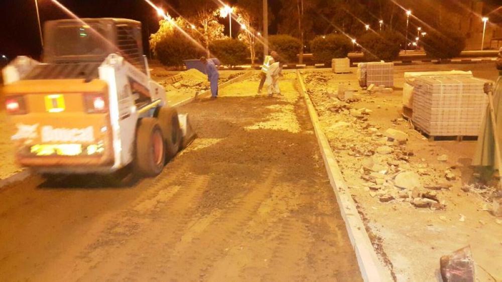 5 آلاف متر مكعب أسفلت لإعادة  تأهيل شوارع الطائف 
