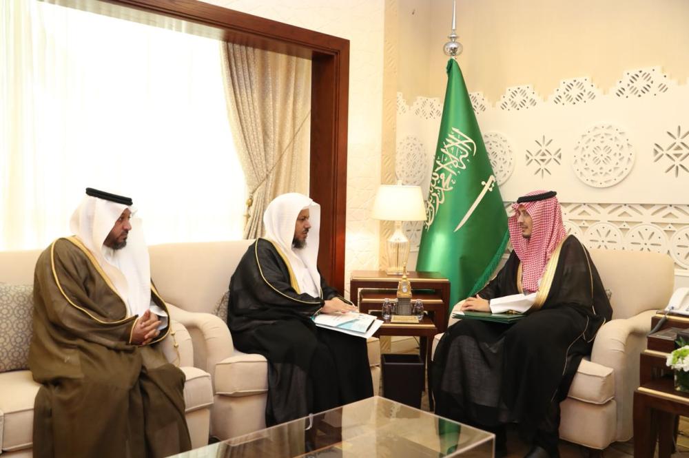 نائب أمير الشرقية ينوه بدور القيادة في الاهتمام بالدعوة 