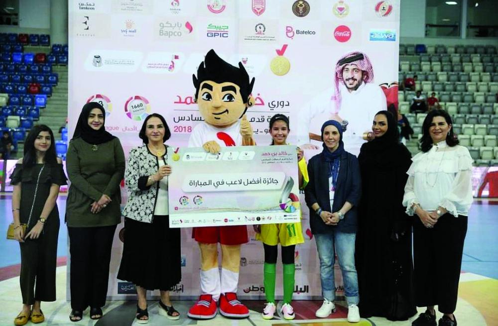العطاء يتأهل لنصف نهائي «صالات السيدات»