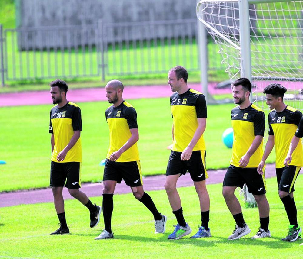 الاتحاد يبحث عن مهاجم وظهير بطلب من دياز