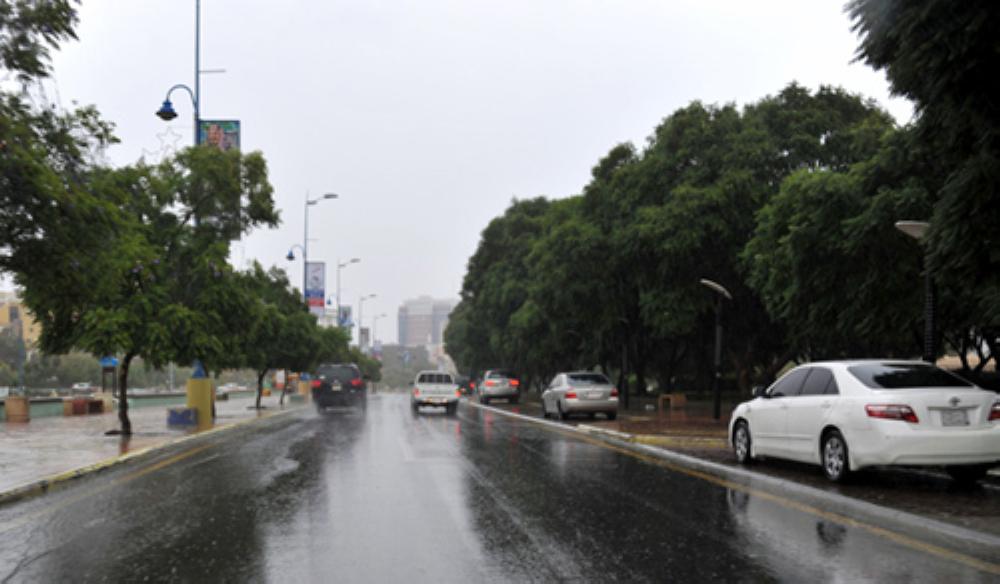 أمطار على عسير ورجال ألمع