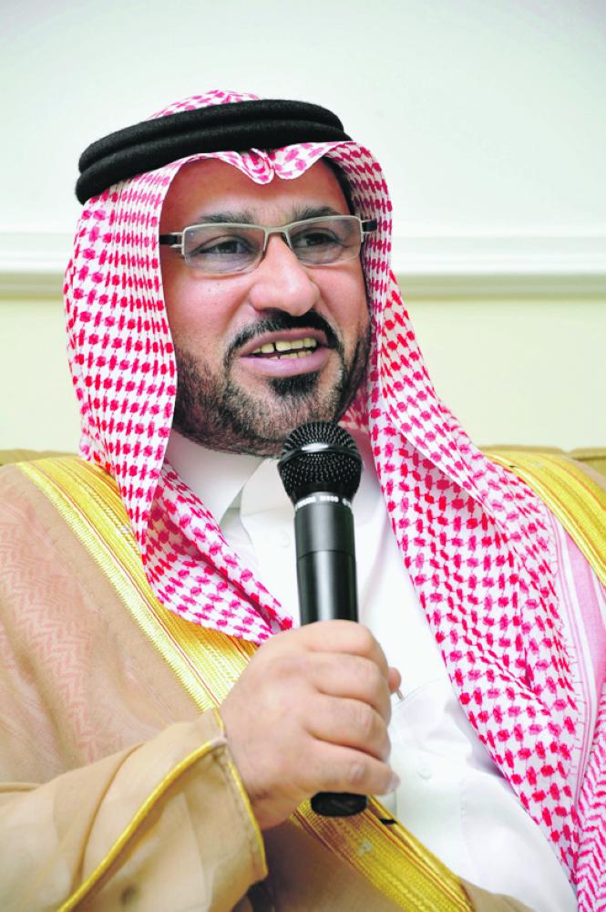 «محلي القطيف» يناقش ملفات المشاريع التنموية