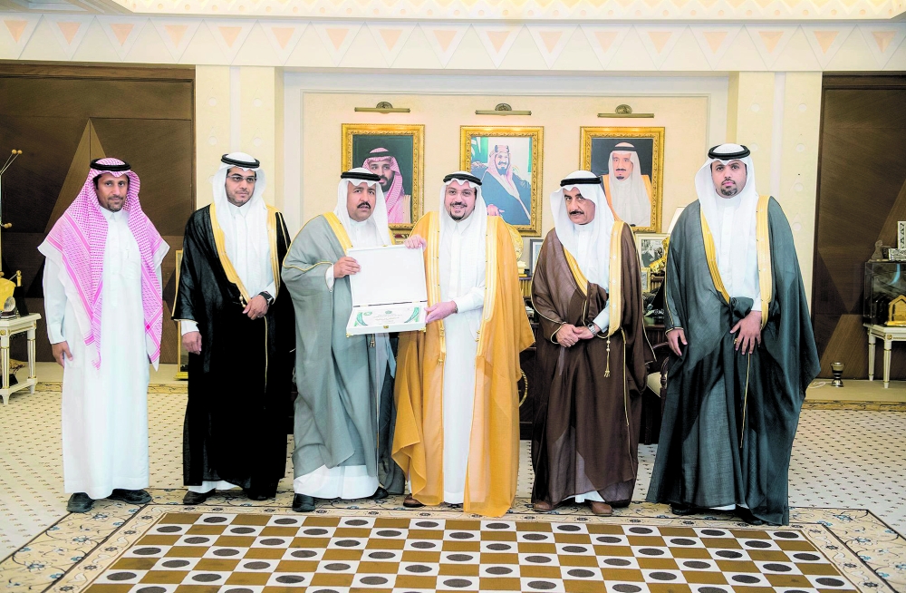 أمير منطقة القصيم يتسلم تقرير «المتدرب اليقظ»