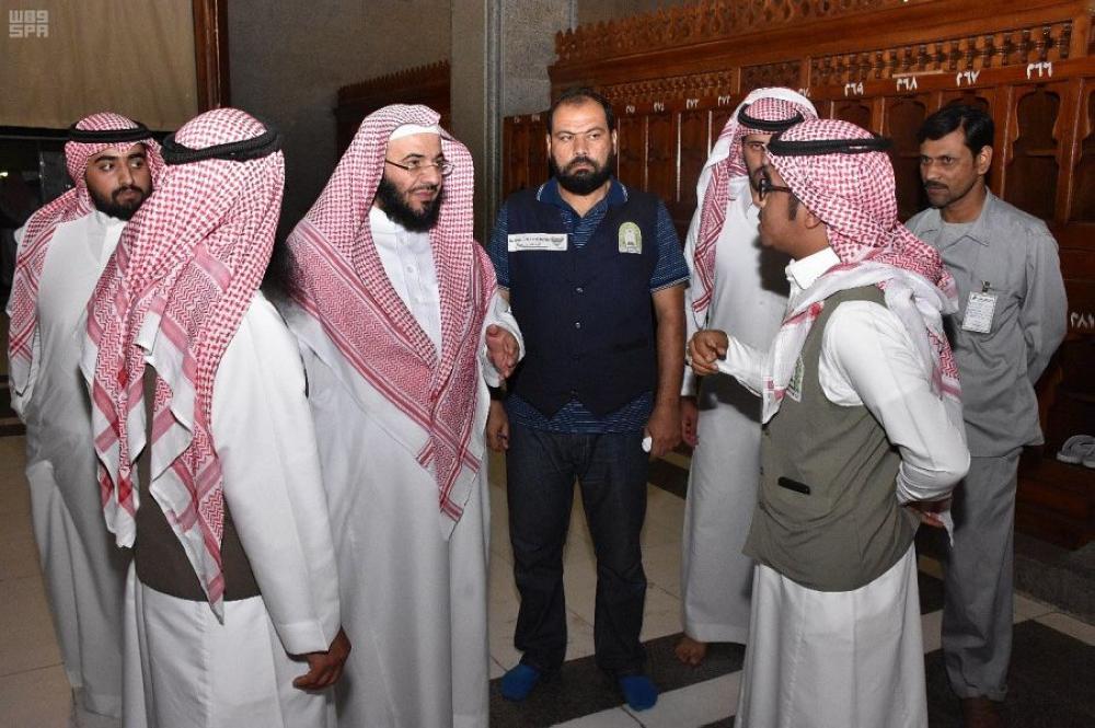 استمرار العمل في تهيئة الجوامع الكبيرة بالمدينة لاستقبال الحجيج