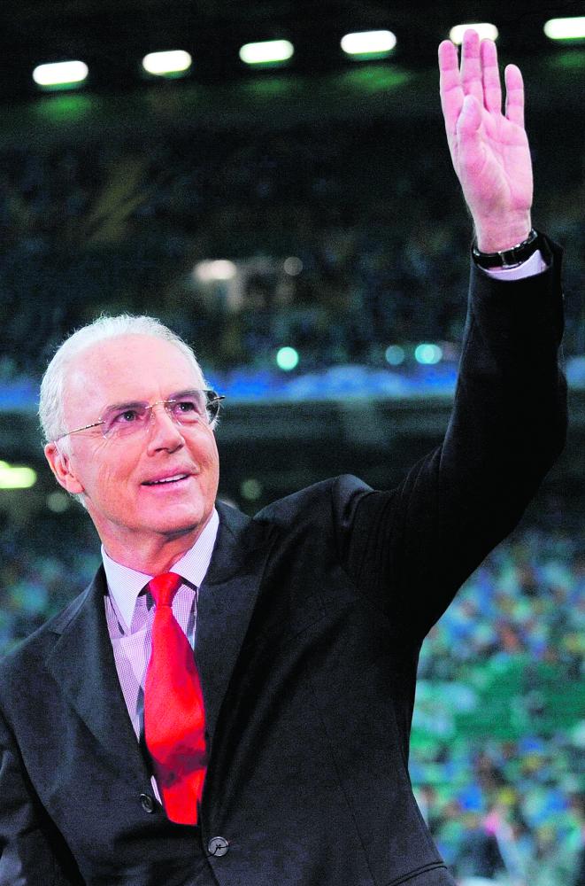 بيكنباور: المنتخب الألماني في حاجة إلى تجديد دماءه