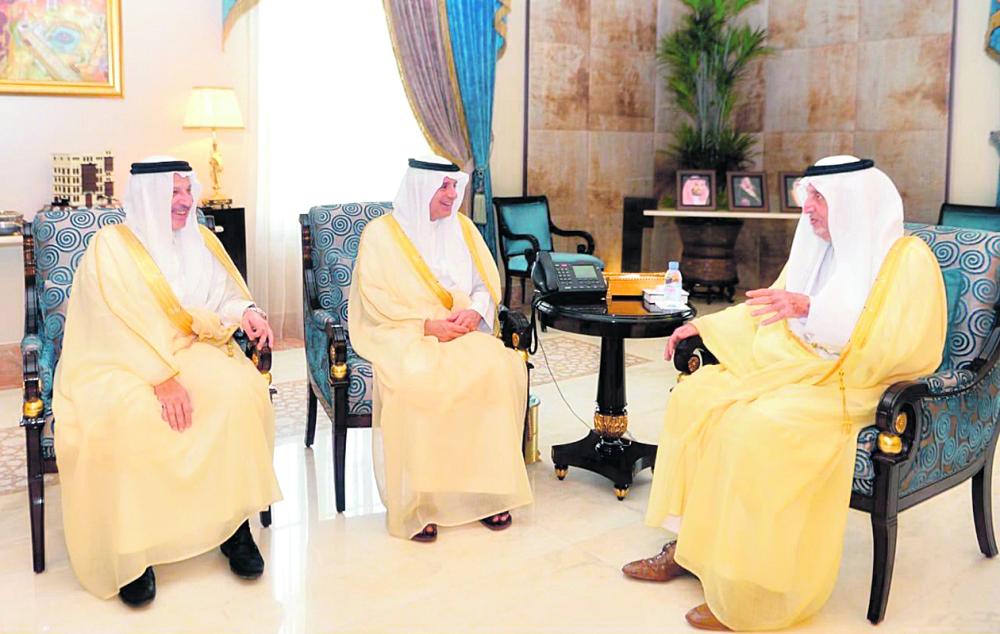 أمير مكة يستقبل وزير الخارجية