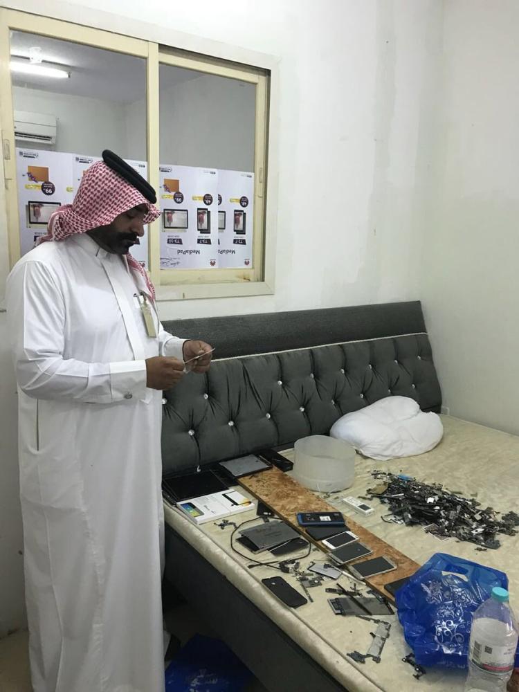 ضبط وافدين بالخبر خالفوا قرار توطين الاتصالات