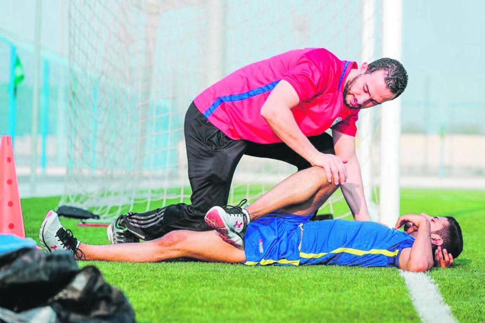 أبو النازع: الملاعب الصناعية أحد أسباب الرباط الصليبي