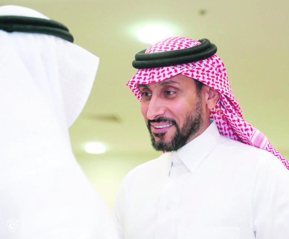 جماهير الشمس الساطعة أوفياء للأبد