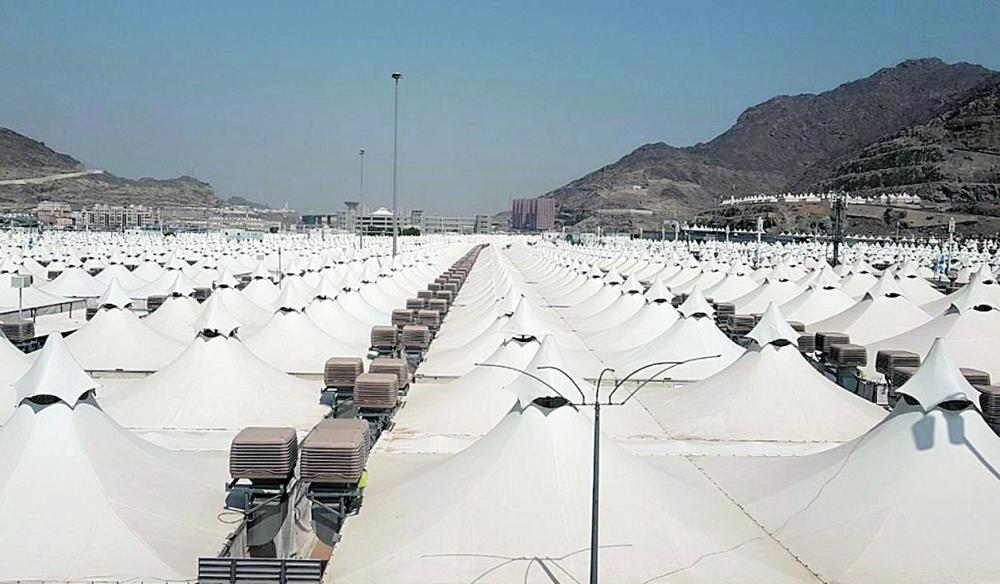 المدينة البيضاء في منى تستعد لاستقبال الحجيج