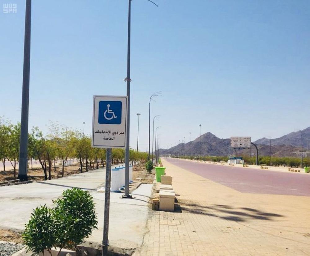 ممر خاص لذوي الاحتياجات بالمشاعر المقدسة
