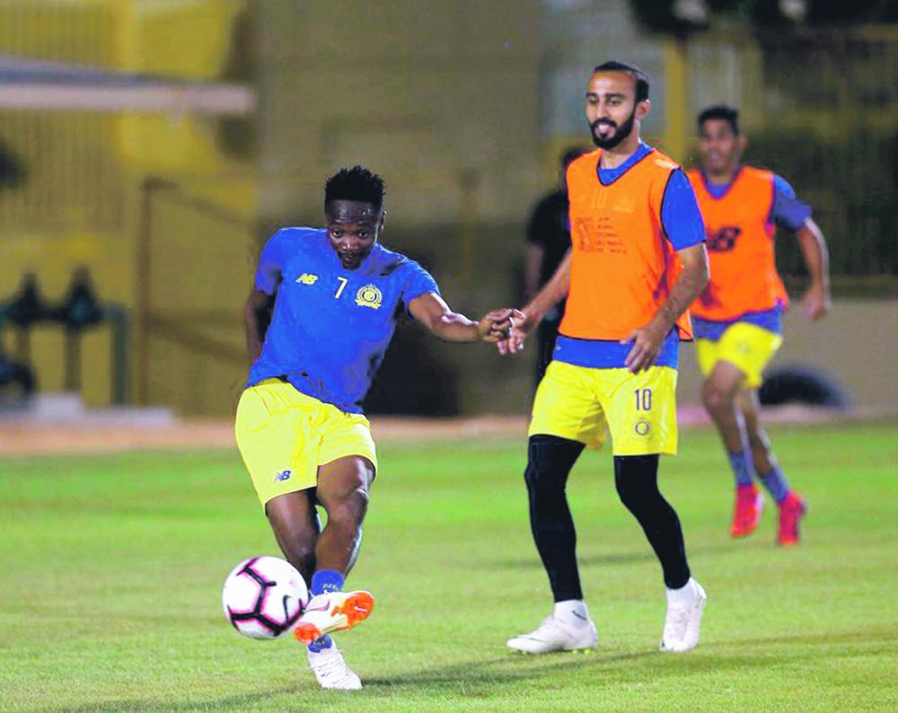 أحمد موسى: ليستر سيتي باعني من أجل المال