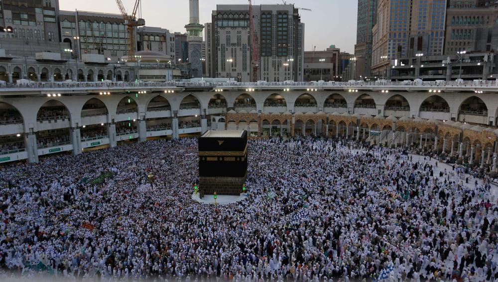 المتعجلون يبدأون في مغادرة مكة المكرمة