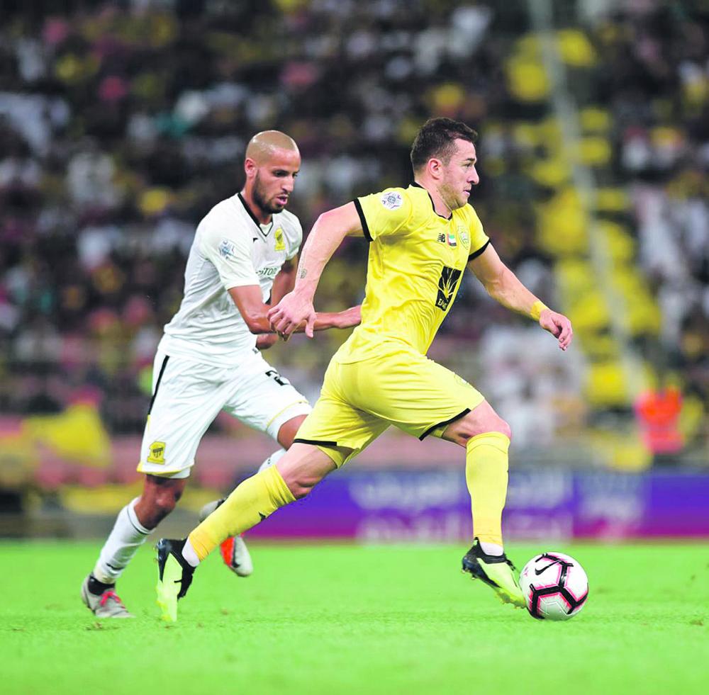 الاتحاد يتعادل مع الوصل ويؤجل الحسم للإياب