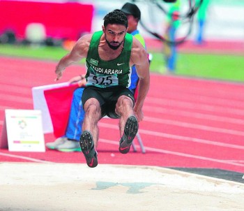 نجوم الأخضر في الدورة