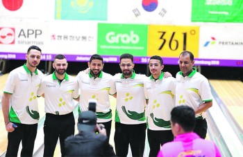 نجوم الأخضر في الدورة